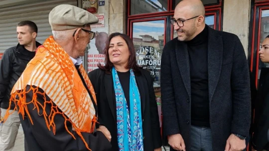 Başkan Çerçioğlu Germencik Pazarı'nda vatandaşlarla buluştu