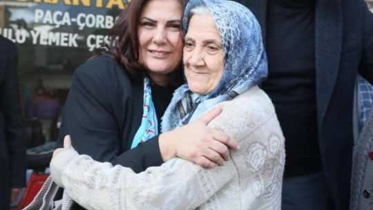 Başkan Çerçioğlu Germencik Pazarı'nda vatandaşlarla buluştu