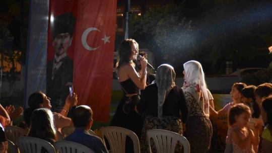 Başkan Çerçioğlu, Germenciklileri yaz konseri ile buluşturdu