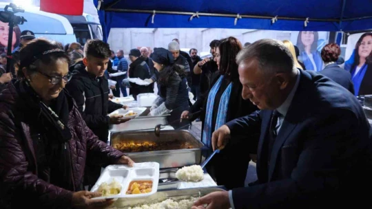 Başkan Çerçioğlu, Karacasu'da iftar programına katıldı