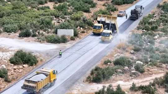 Başkan Çerçioğlu kırsal mahallelerde yol yenileme çalışmalarını sürdürüyor