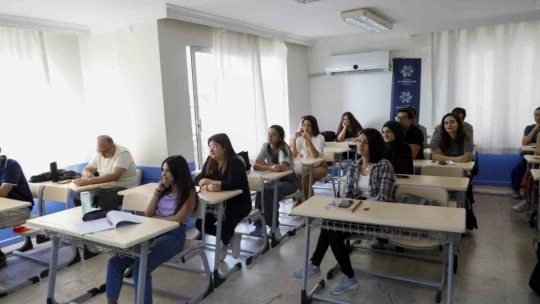 Başkan Çerçioğlu memur adaylarının yanında