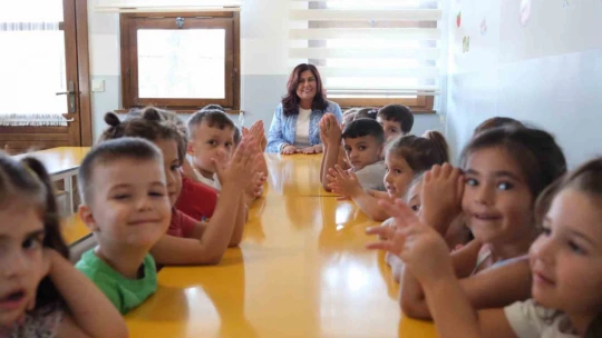 Başkan Çerçioğlu, minik öğrencilerle bir araya geldi