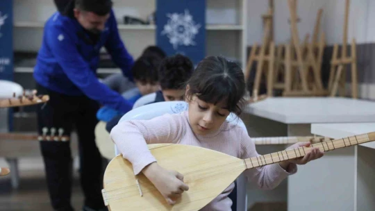 Başkan Çerçioğlu'ndan Aydınlı çocukların gelişimine tam destek