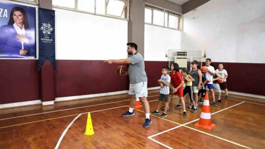 Başkan Çerçioğlu'ndan çocuklara yaz tatilinde spor desteği