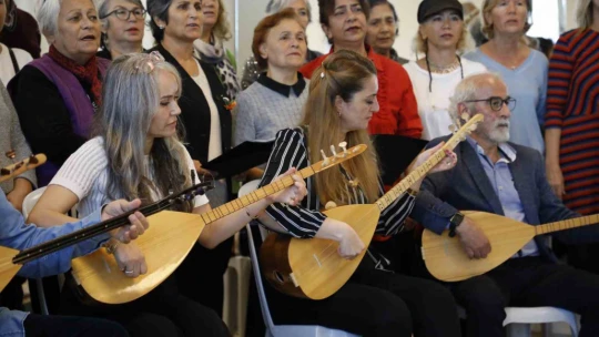 Başkan Çerçioğlu'nun başlattığı güz dönemi etkinlikleri Kuşadası'nda devam ediyor