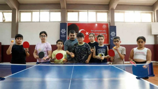 Başkan Çerçioğlu'nun geleceğin sporcularına destekleri devam ediyor