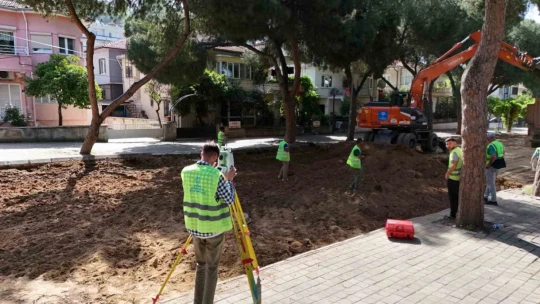 Başkan Çerçioğlu tüm ilçelerde yol yapım çalışmalarını sürdürüyor