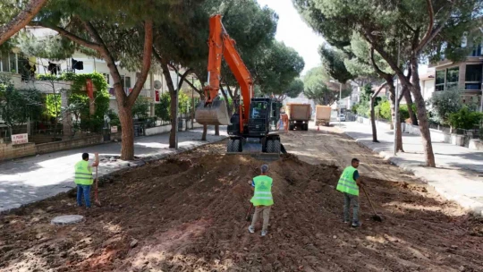 Başkan Çerçioğlu tüm ilçelerde yol yapım çalışmalarını sürdürüyor