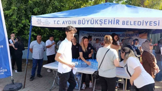 Başkan Çerçioğlu üniversite adaylarının yanında