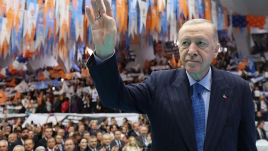 Başkan Erdem 'Hep halkın içinde ve sahada olacağız'