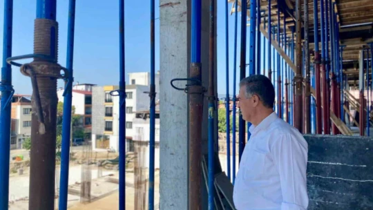 Başkan Erol'dan modern pazar yeri