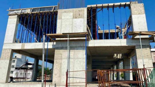 Başkan Erol'dan modern pazar yeri