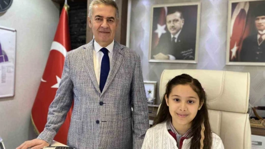 Başkan Erol koltuğunu devretti