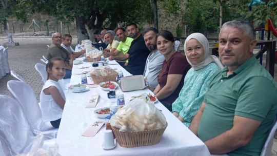Başkan Erol şampiyon sporcuları ağırladı