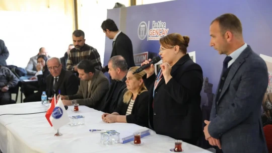 Başkan Gençay, Altınkum Mahallesi'nde vatandaşlarla buluştu