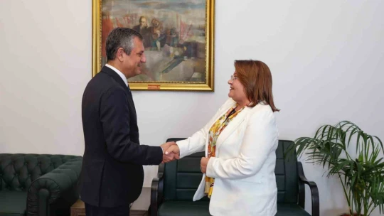 Başkan Gençay'dan CHP Genel Başkanı Özel ile görüştü