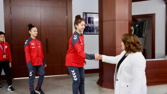 Başkan Gençay, Didimli milli sporcuları ağırladı
