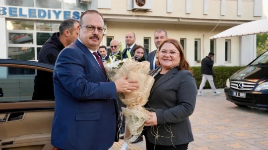 Başkan Gençay, Vali Canbolat'ı ağırladı