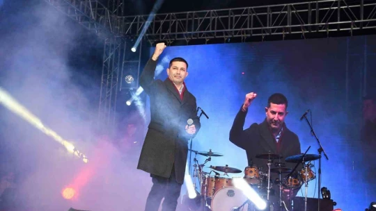 Başkan Günel: 'Ben size aşığım'