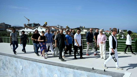 Başkan Günel: 'Vites yükselterek Kuşadası'na hizmet etmeye devam edeceğiz
