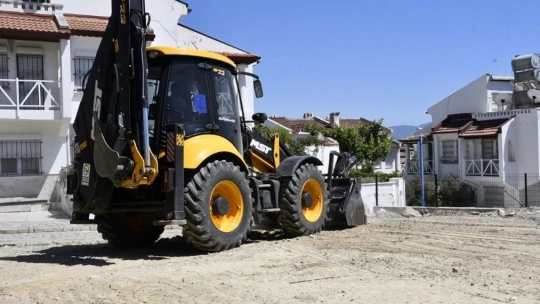 Başkan Günel çalışmaları yerinde takip ediyor