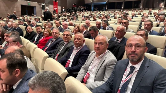 Başkan Günel, CHP Genel Merkezi'ndeki toplantıya katıldı