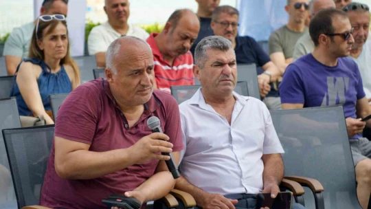 Başkan Günel Kadınlar Denizi Mahallesi esnafıyla bir araya geldi