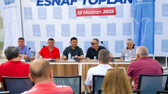 Başkan Günel Kadınlar Denizi Mahallesi esnafıyla bir araya geldi