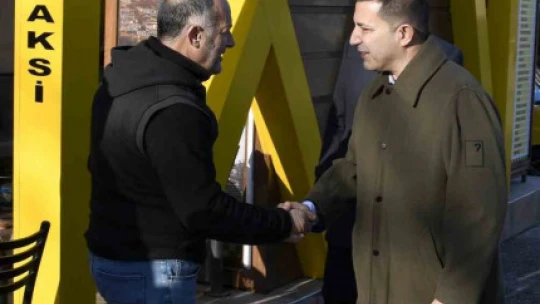 Başkan Günel mesaiye vatandaşların taleplerini dinleyerek başlıyor