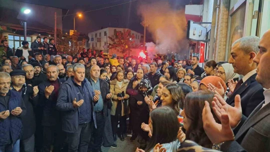 Başkan Kaplan, Koçarlı'da meşalelerle karşılandı