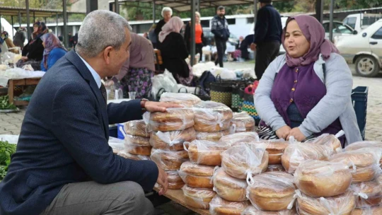 Başkan Kaplan üretici kadınlara köylü pazarı müjdesi verdi