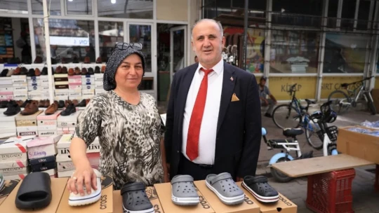 Başkan Kaya, Cuma Pazarında vatandaşlarla buluştu