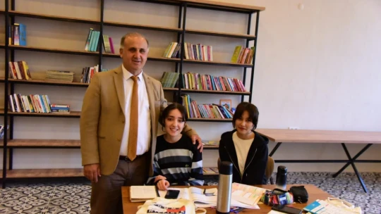 Başkan Kaya, eğitim atölyesinin kapılarını açtı