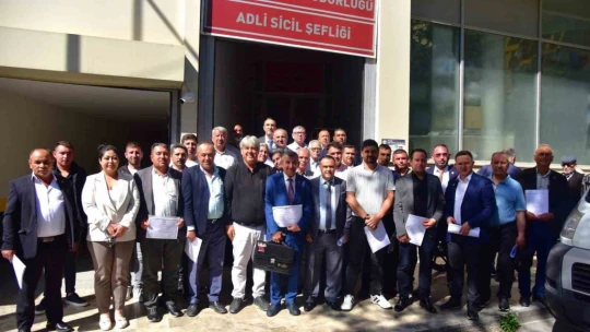 Başkan Kaya muhtarları yalnız bırakmadı