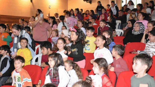 Başkan Öndeş'ten çocuklara ara tatil hediyesi
