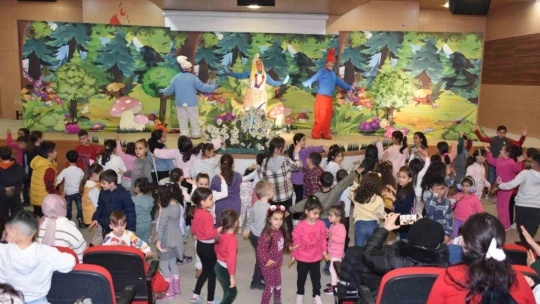 Başkan Öndeş'ten yarıyıl tatili hediyesi
