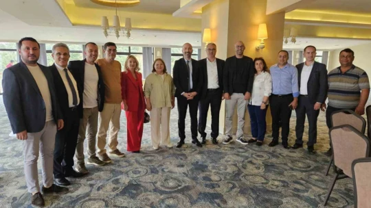 Başkan Tetik Ege Belediyeler Birliği encümen üyeliğine seçildi