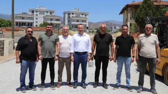 Başkan Tetik, ekiplerin çalışmasını yerinde inceledi