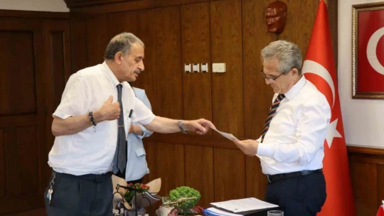 Başkan Tetik, Halk Günü'nde vatandaşın sorunlarını dinledi
