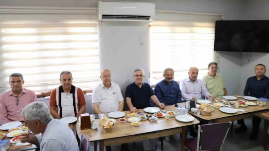 Başkan Tetik, muhtarlarla kahvaltıda buluştu