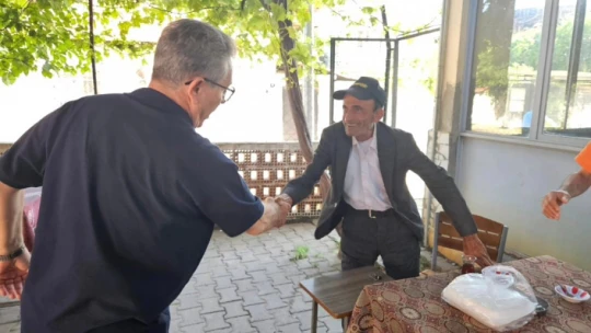 Başkan Tetik, muhtarlarla sahaya indi