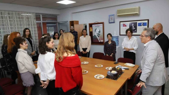 Başkan Tetik Öğretmenler Gününü'nü kutladı