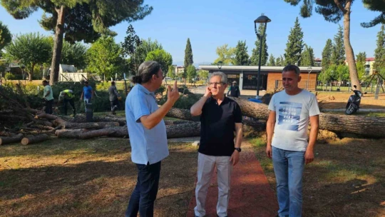 Başkan Tetik sahada vatandaşı yalnız bırakmadı
