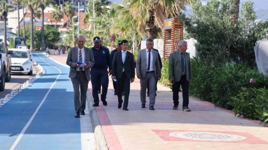 Başkan Ünlü, Uzunyalı'da incelemelerde bulundu