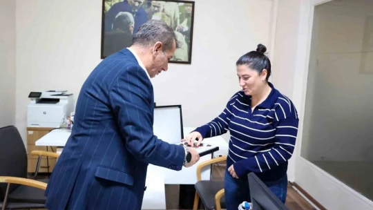 Başkan Yetişkin, çalışma arkadaşlarının yeni yılını kutladı