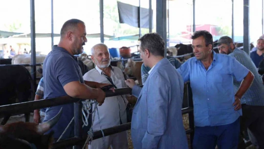 Başkan Yetişkin'den arife mesaisi