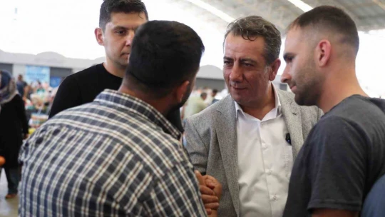 Başkan Yetişkin esnaf ve vatandaşlarla bir araya geldi