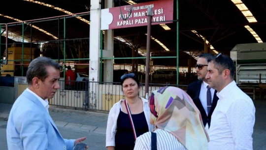 Başkan Yetişkin Fatih Mahallesi'nde incelemelerde bulundu