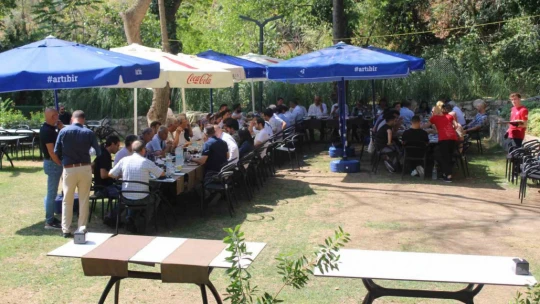 Başkan Yetişkin, gazetecilerle bir araya geldi